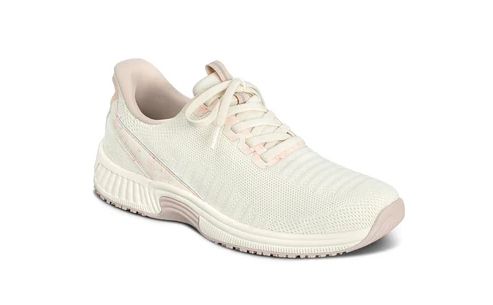 Orthofeet sneakers og slippers &ndash; n&aring;r komfort m&oslash;ter stil p&aring; en ny m&aring;te